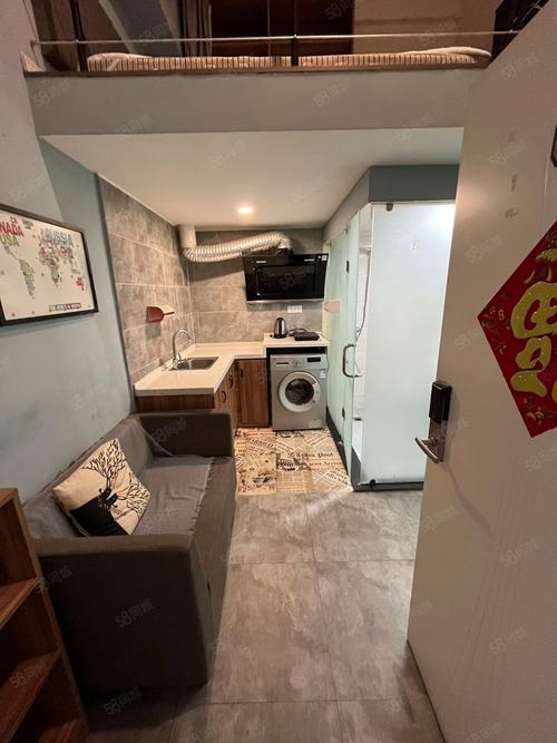 无中介 拎包入住 管家服务 交通便利 附近大型商超 景点医院